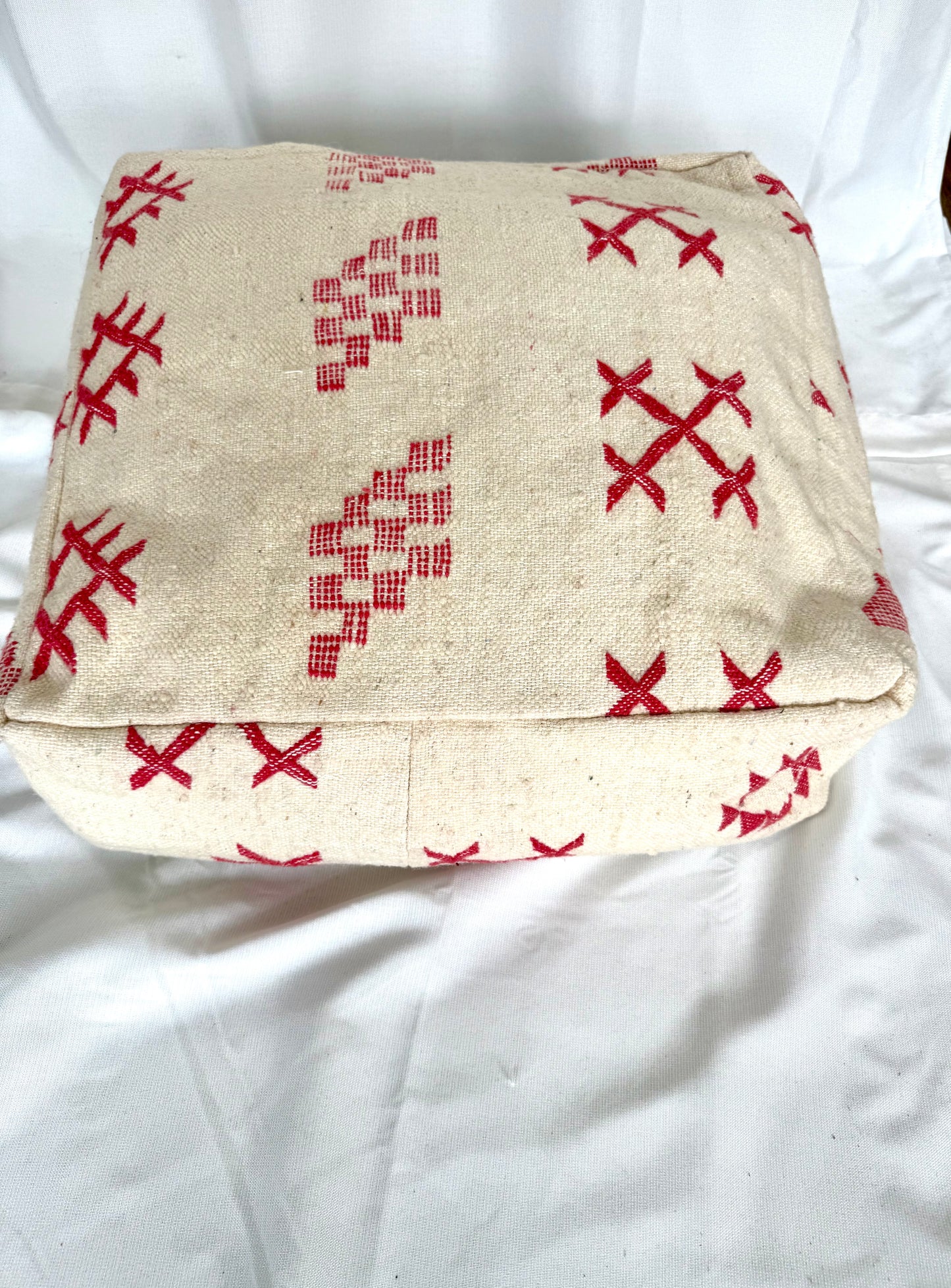 White & Red Pouf