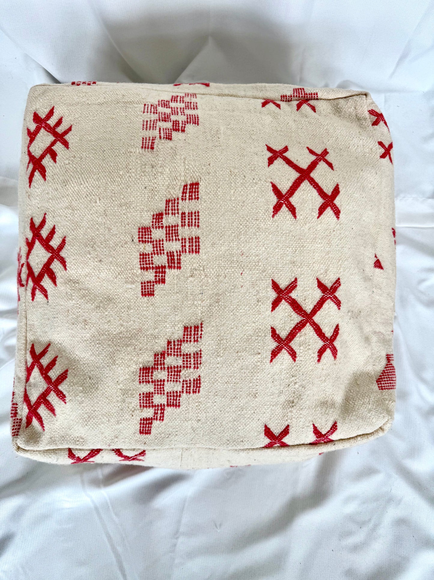 White & Red Pouf